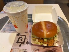 -麦当劳(佛山流行前线店)