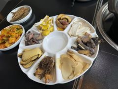 -野菌皇海景野生菌火锅(滨海大道店)