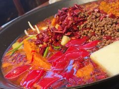 -沸炉重庆老火锅(军事博物馆店)