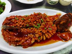 松鼠鱼-众乐大盘菜
