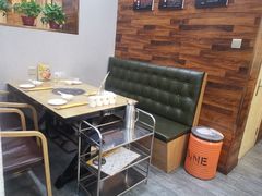 卡座-潮牛鲜天下(小店富康店)