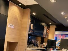 -麦当劳(世界城广场店)