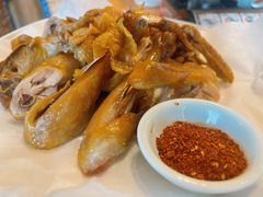 -头上红煨盐鸡·非遗院子餐厅