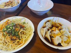 -春阳水饺(香槟广场店)