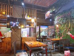 -琥珀老六龙虾(四里河店)