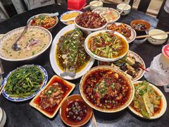 -醉八仙热酒馆(渝中店)