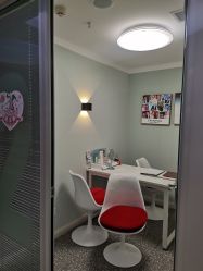 -咪咪专业脱毛连锁机构