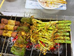 -老广烧烤(骆驼山康馨园店)