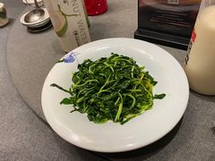 -江宴渔村·鱼鲜土菜(紫荆广场店)