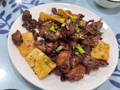 -泸沽肴(泸沽湖大洛水村农村信用社旁店)
