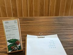-彳亍咖啡·这里(水湾路店)