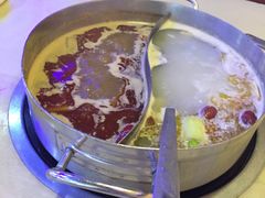 -蒙肥羊·酸汤潮牛·鲜牛肉火锅烤肉自助(岗顶店)