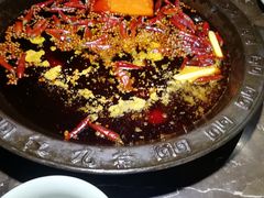 -红九格老火锅(三峡广场店)