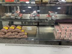 面包甜点陈列柜-老白家水盆羊肉