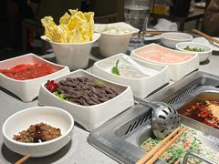 -海底捞火锅(海宁路店)