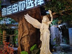 -暴风岛沉浸式体验馆(百联世纪店)