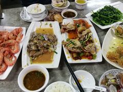 -四川小胡子海鲜(丁村万人海鲜广场店)