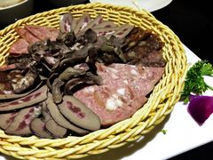 -闫府私房菜·百年鲁菜(恒隆店)