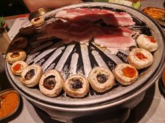 -草家酱蟹炭火烤肉店(珲春南路一店)