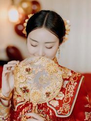 -艾朵婚纱