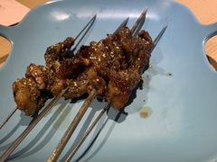 -街角等你.大连海鲜烧烤.经典铁板海鲜串(西安路店)