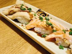 烤三文鱼寿司-水之惠鲜鱼料理(王府大街店)