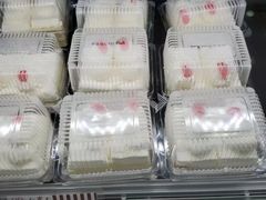 -红宝石·鲜奶小方·海派西点房(莘庄龙之梦店)