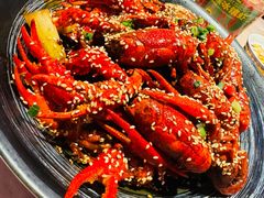 -肥肥虾庄·金牌油焖大虾(汉街SKP店)