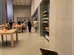 -Apple零售店(华贸购物中心店)