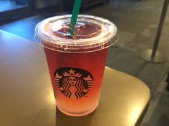 -星巴克(南宁民歌湖店)