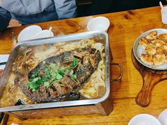 -老东镇啤酒屋海鲜加工·蒸汽海鲜·海鲜烧烤(台东店)