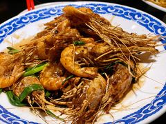 老头儿油爆沼虾-老头儿油爆虾·知味杭州(爱琴海购物中心)