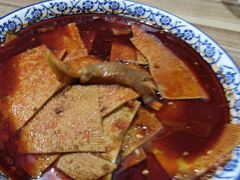 红油米线加豆皮-老字号杨坡红油米线腊汁肉夹馍(东四道巷店)