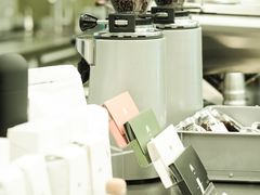 -M Stand(南京紫峰大厦店)