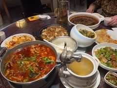 -万重锦·人文川菜馆(骡马市店)