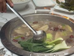 -撒拉人家.酸菜牦牛肉火锅