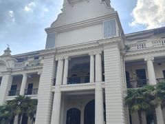 -Big House当代艺术中心