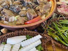 -阿婆情腊排骨火锅(金虹路店)