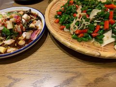 黄喉儿盖面-二孃鸡爪爪(东郊记忆店)
