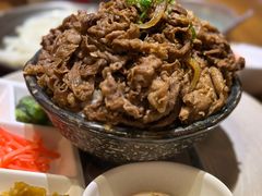 豪华五层牛肉饭-二丁目食堂(铁西星摩尔店)