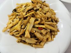 -天乐农家鱼头王(天目湖店)