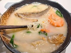 -十面欢腾·海鲜面·台式Bistro(长乐路店)