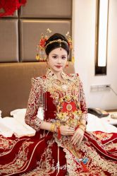 -予白婚纱礼服馆
