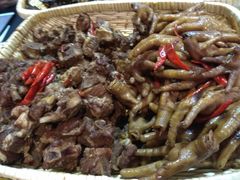 -王婆乔鲜鱼自助火锅(蜀汉路店)