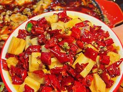 -烧哥美蛙肥肠鱼火锅·十五年社区店