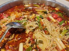 -牟记江湖重庆地标特色菜鱼蛋海鲜羊蝎子(巴南区黑金冠十多年好店)