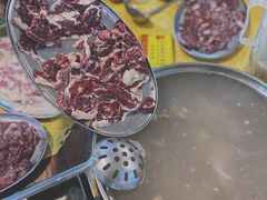 -光头仔烧鸡牛杂店
