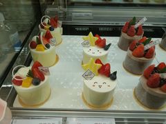 -花花卷卷·鲜食蛋糕(静安久光百货店)