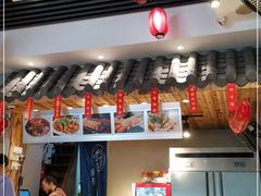 -爆炸头阿姨小四川正宗川味小吃(无任何分店)