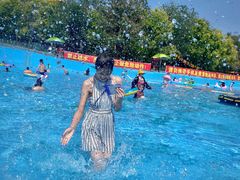 -欢乐水魔方水世界